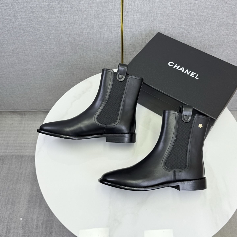 Ch**el boots